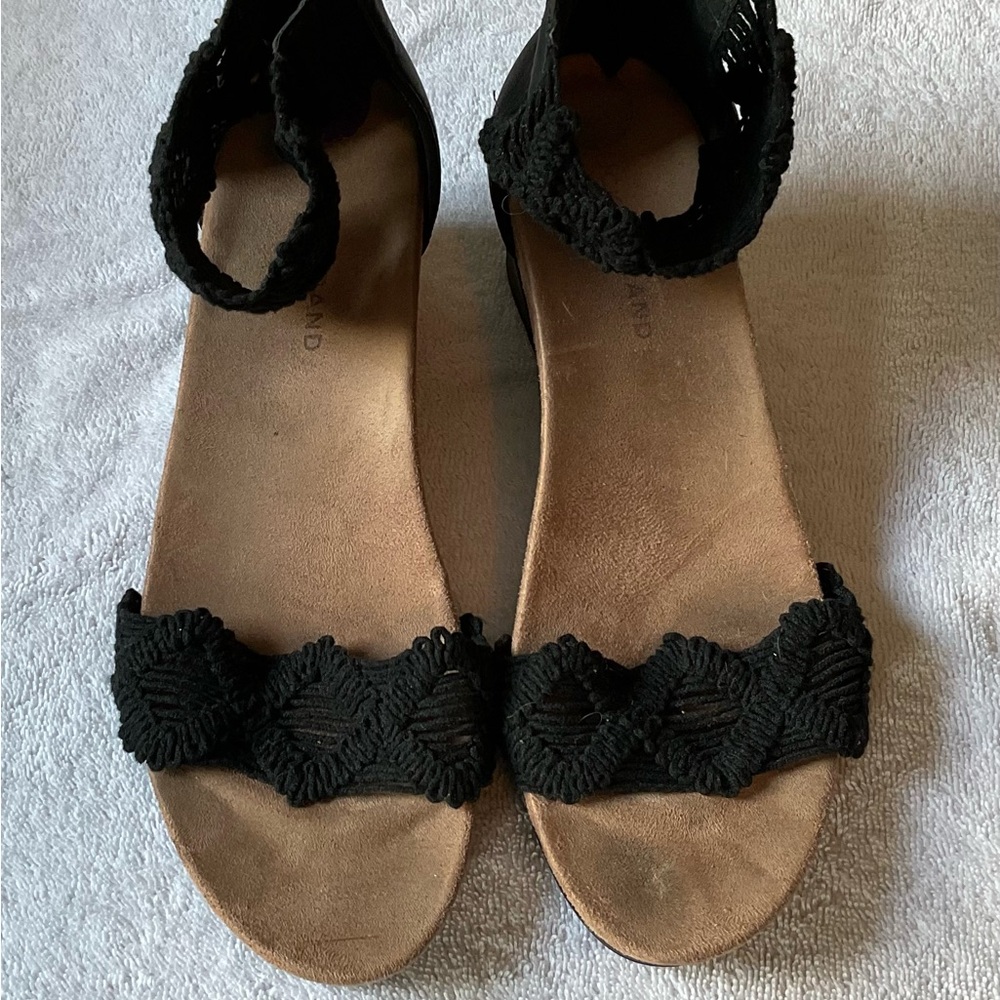 Lucky Brand Black Sandals with Lace Straps
